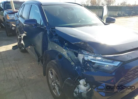 2024 Toyota Rav4 Xle z USA, uszkodzony, nr VIN 2T3P1RFVXRW428265